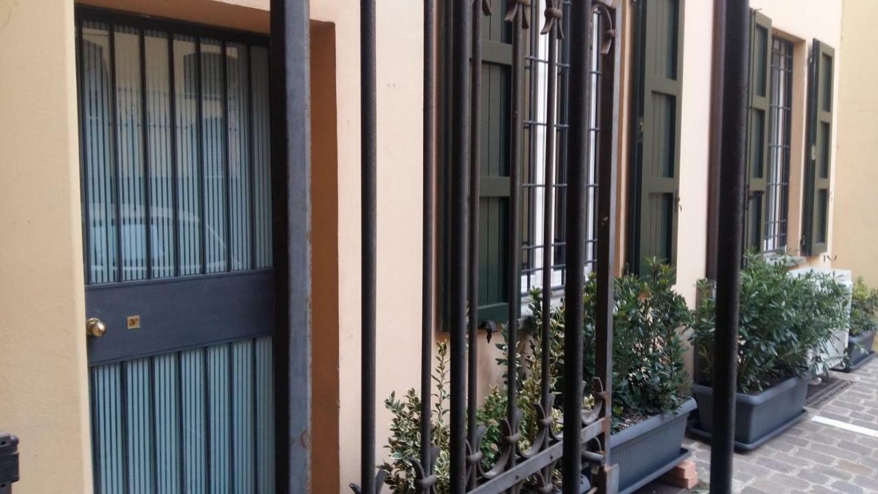 Mandria Apartments 1 2 Bologna Exterior foto